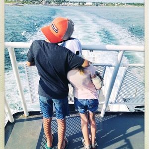 Meet your Posher, Devyn